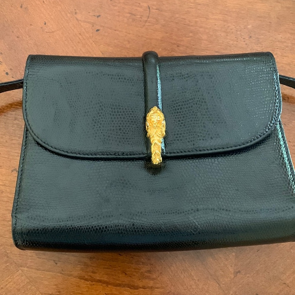 Florenza Black With Gold Jaguar clasp